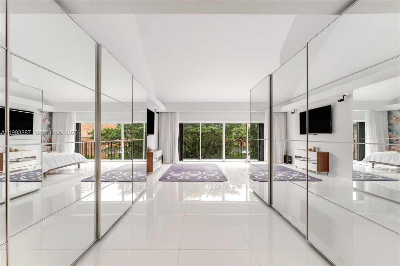 TOWERS QUAYSIDE CT-YARD V - Residential