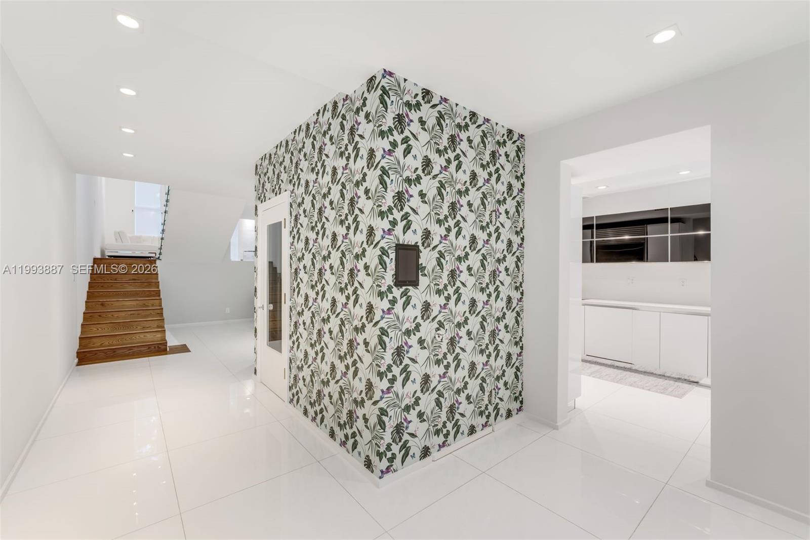 TOWERS QUAYSIDE CT-YARD V - Residential