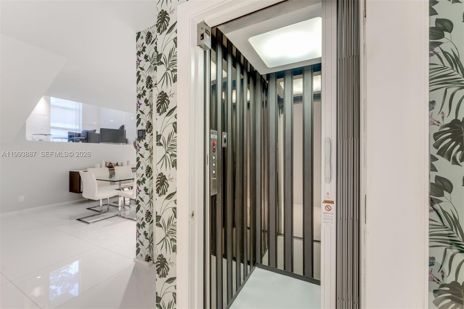 TOWERS QUAYSIDE CT-YARD V - Residential