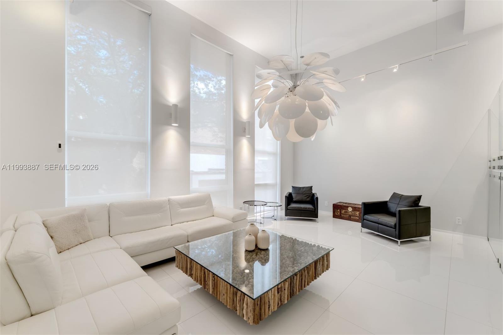 TOWERS QUAYSIDE CT-YARD V - Residential