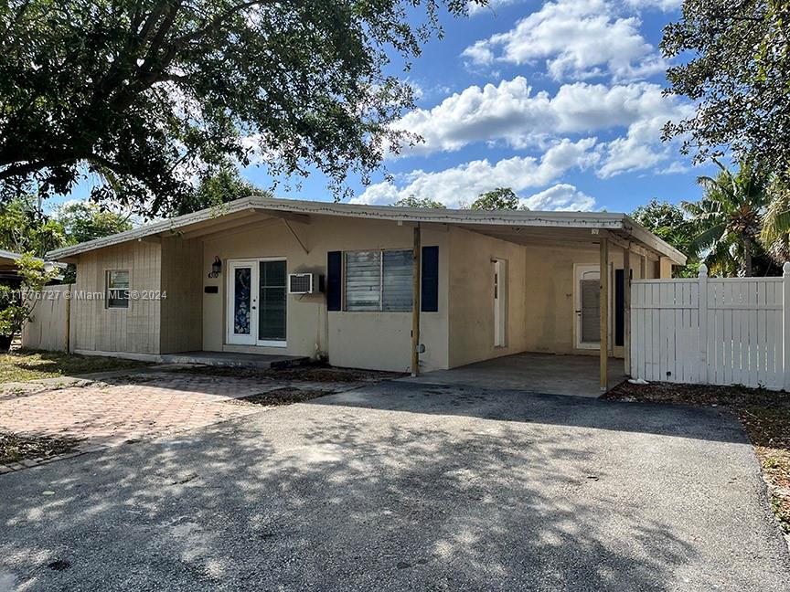 Property for Sale at 4310 Ne 16th Ave, Pompano Beach, Broward County, Florida - Bedrooms: 4 
Bathrooms: 1  - $379,500