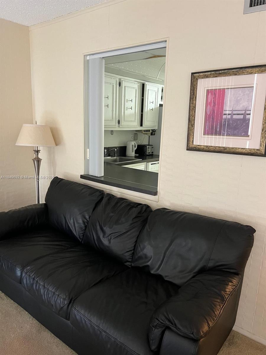 Beautiful and spacious 1 bed 1.5 bath. Very large L shape living room with tons of light. Lots of storage spaces, closets, walk in closets and storage on the same floor. The building offers a wide variety of amenities, gym, pool, , kids’ playground, tennis courts and a library and ball room. 24hs security and blocks from restaurants, shopping centers, and supermarkets. Fully furnished. AVAILABLE FOR IMMEDIATE OCCUPANCY!!!