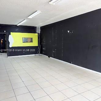 3547 W Davie Blvd 3547