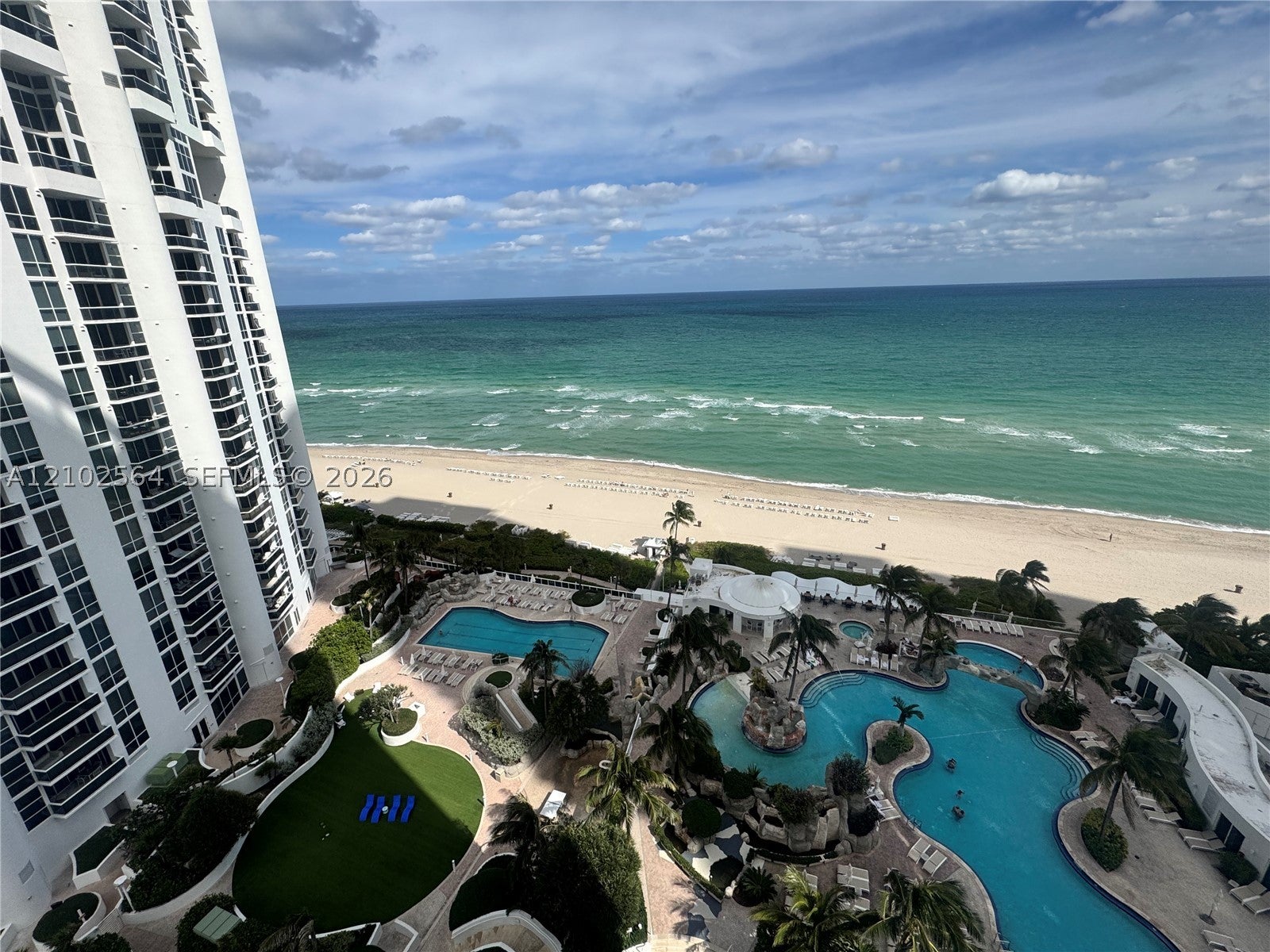 View photos, virtual tours, details... 18001 Collins Ave 808