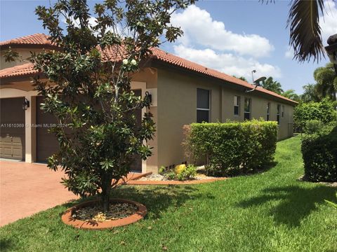 Single Family Residence in Miramar FL 3240 189th Ave Ave 3.jpg