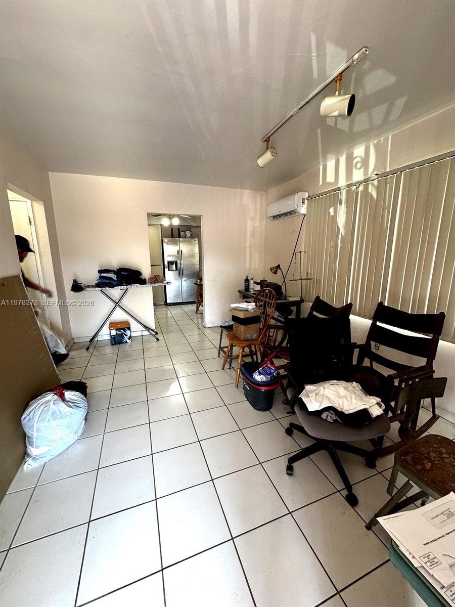 HARWOOD 2ND ADDN TO RIVER - Residential Income