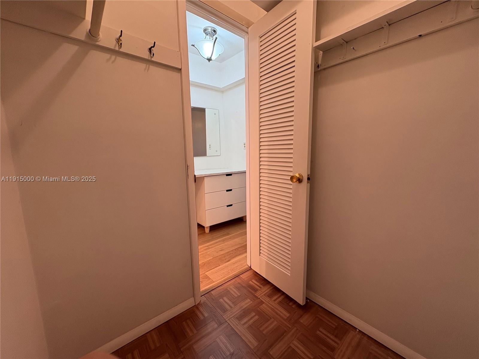 SHERIDAN LAKES CONDO APTS - Residential Lease