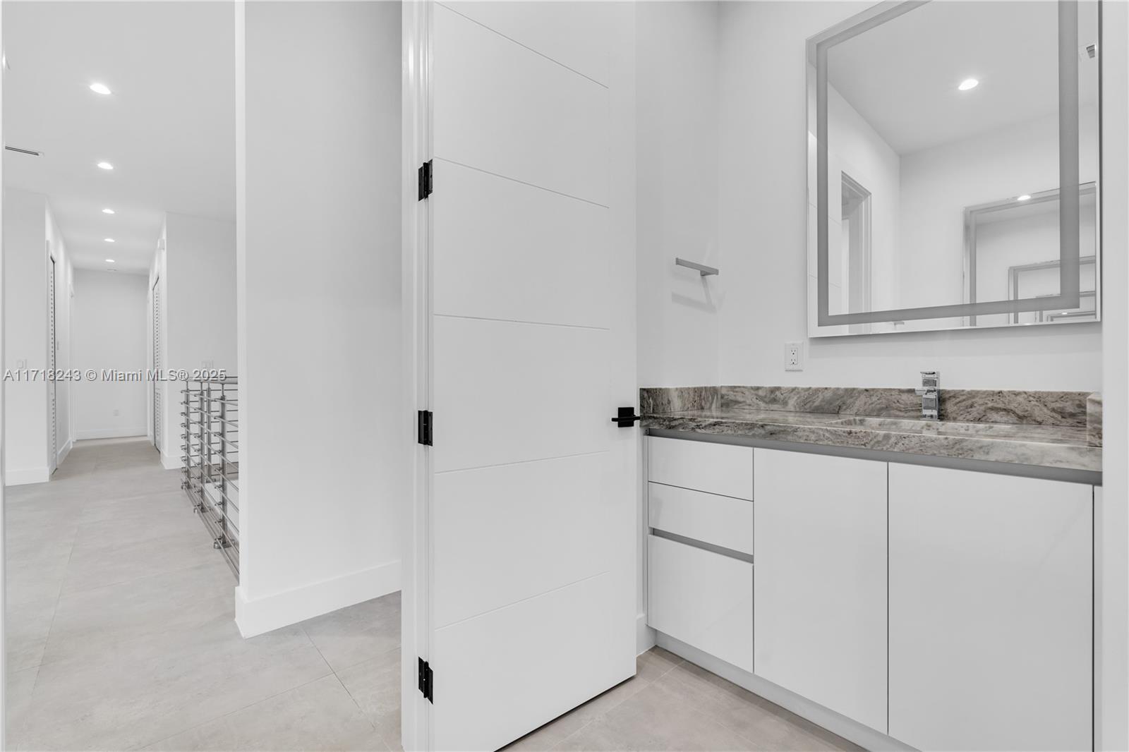 CORAL VILLAS - Residential