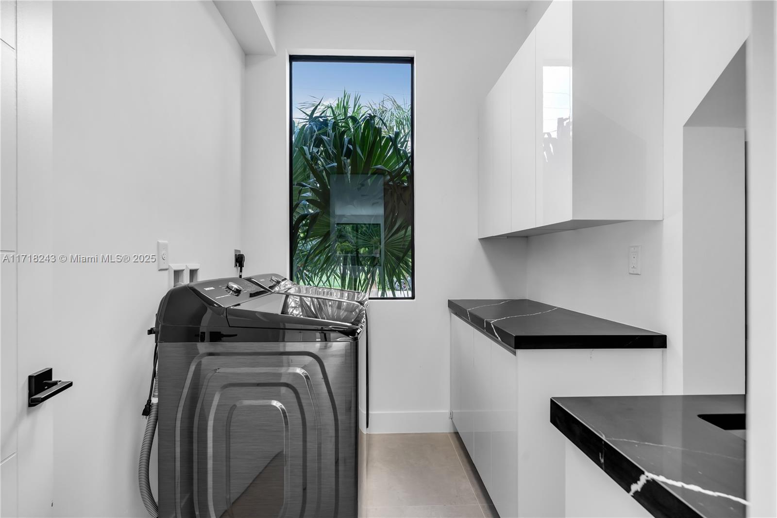 CORAL VILLAS - Residential