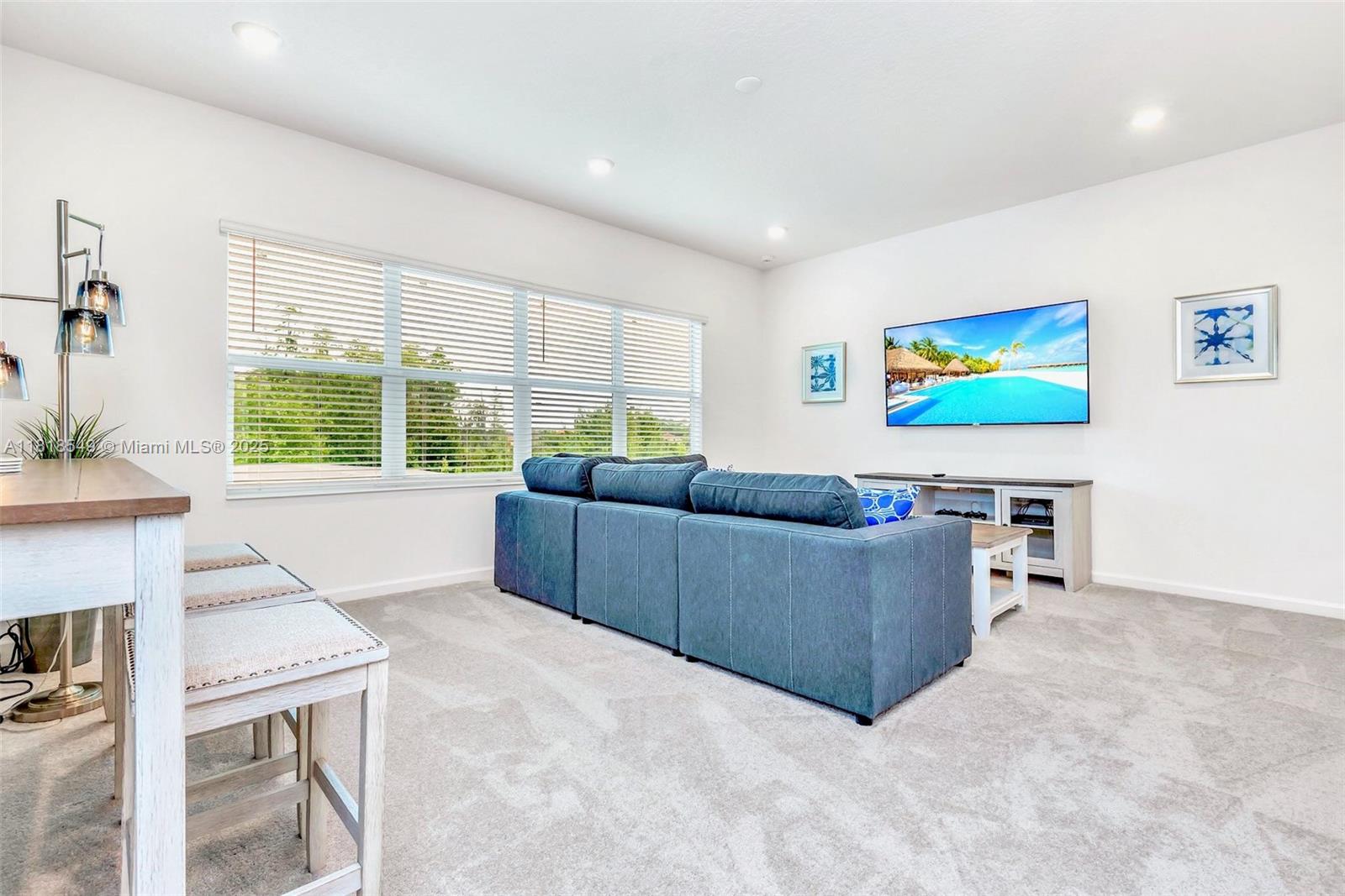 VERANDA PALMS - Residential