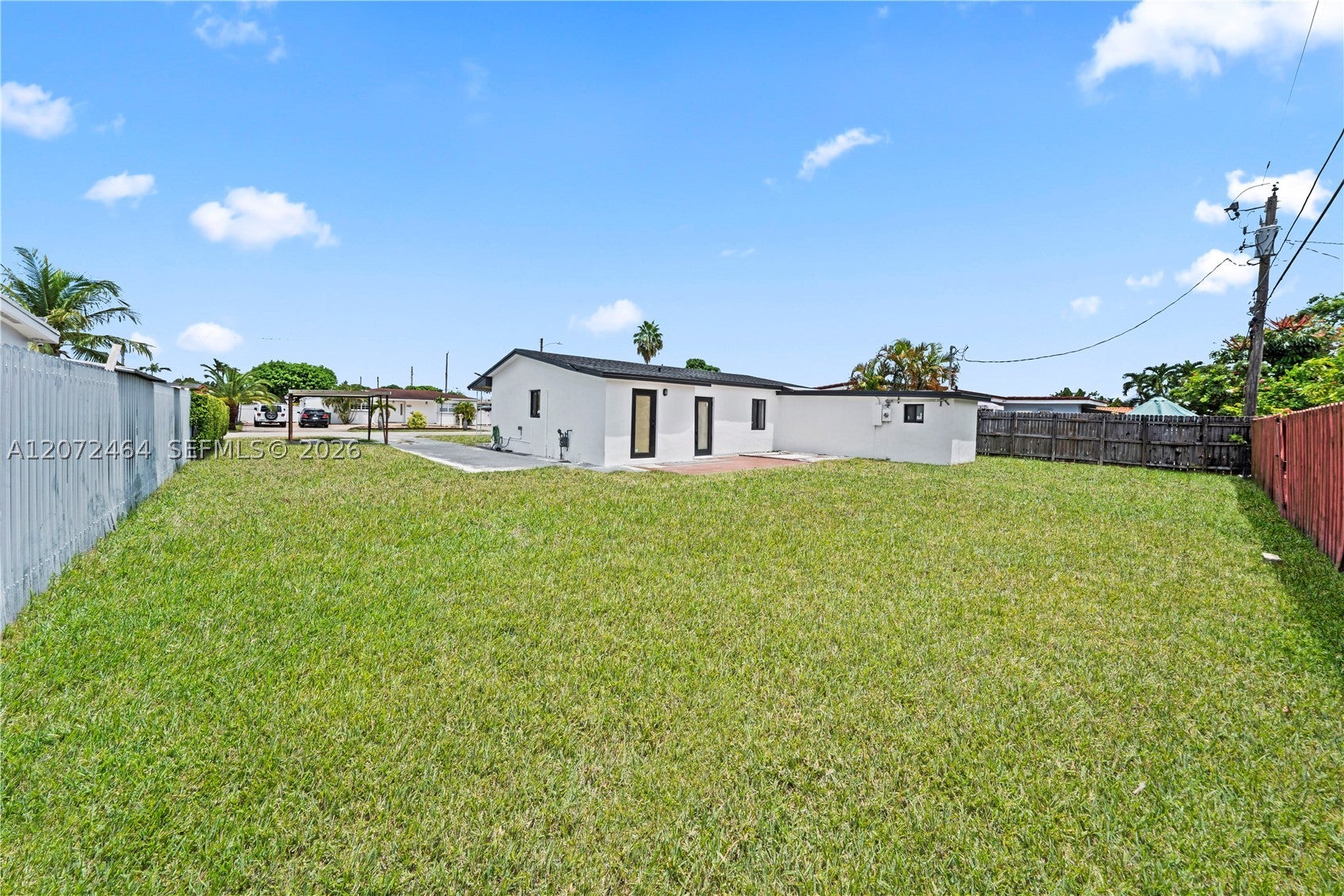 1014 W 66th St, Hialeah FL 33012