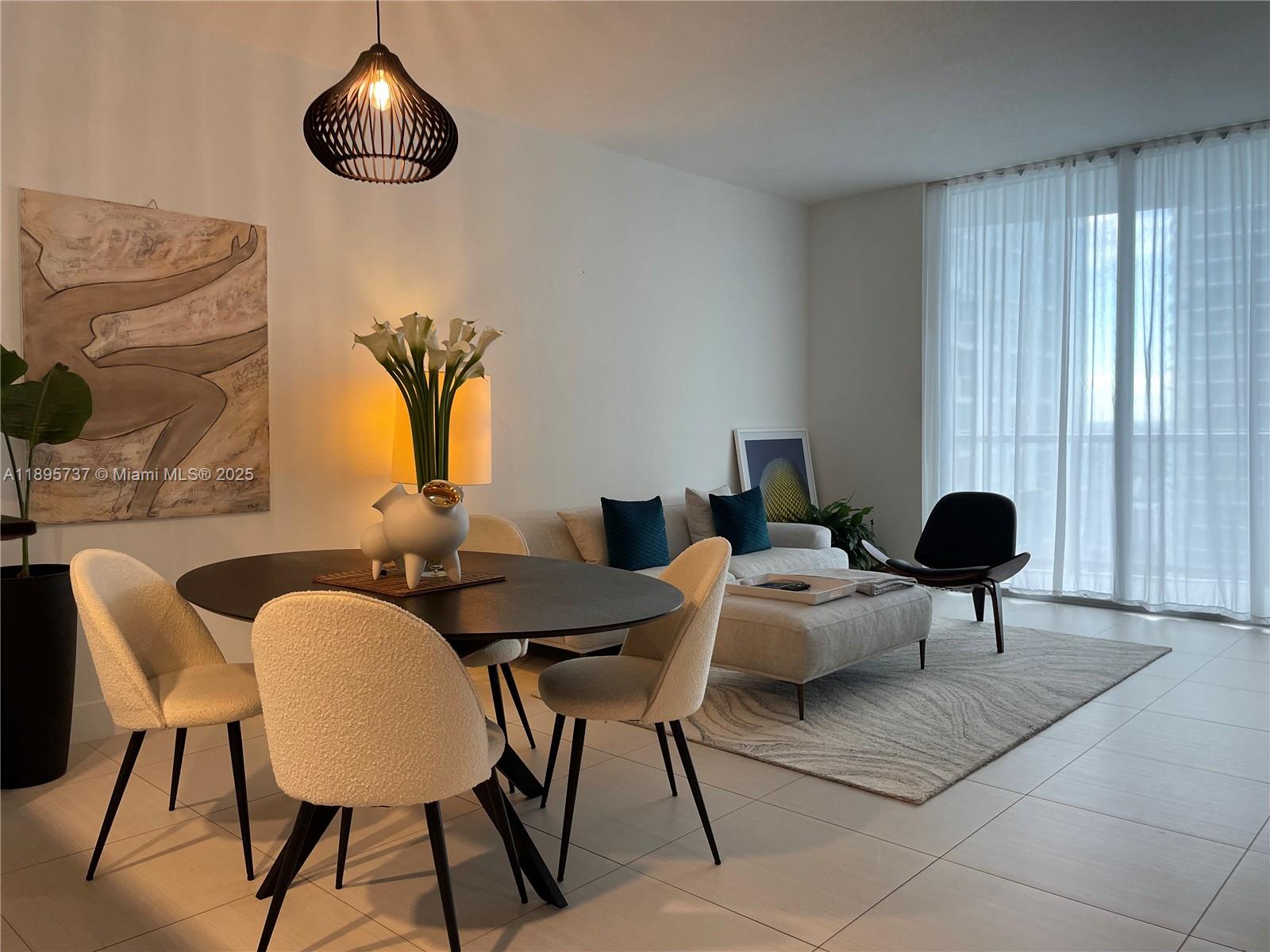1060 Brickell Ave 2413