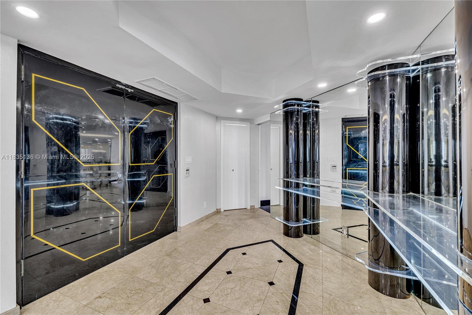19667 Turnberry Way 23A/B, Aventura, FL, 33180/$1,350,000 4 19667 Turnberry Way 23A/B