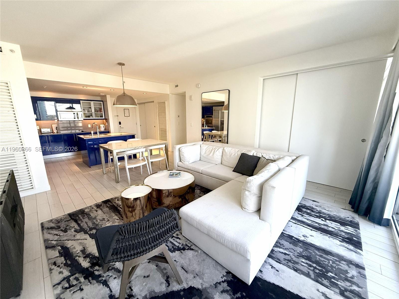 FORT LAUDERDALE RESIDENCE - Residential