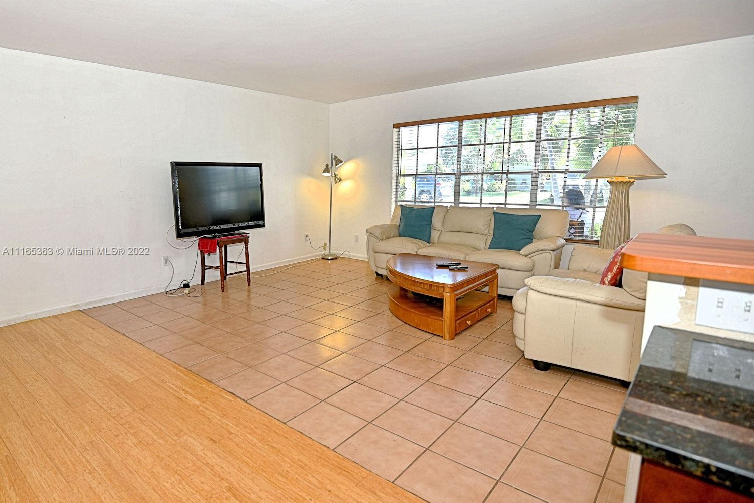 JUPITER IN THE PINES SEC - Residential