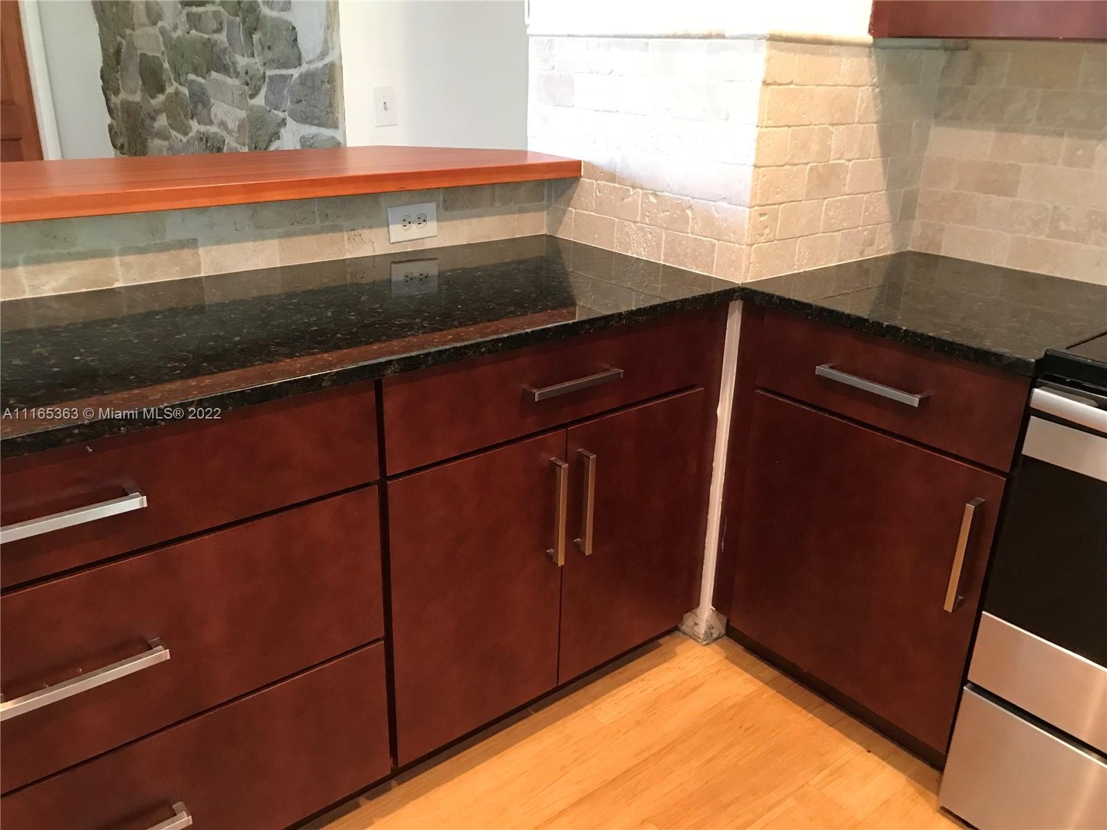 JUPITER IN THE PINES SEC - Residential