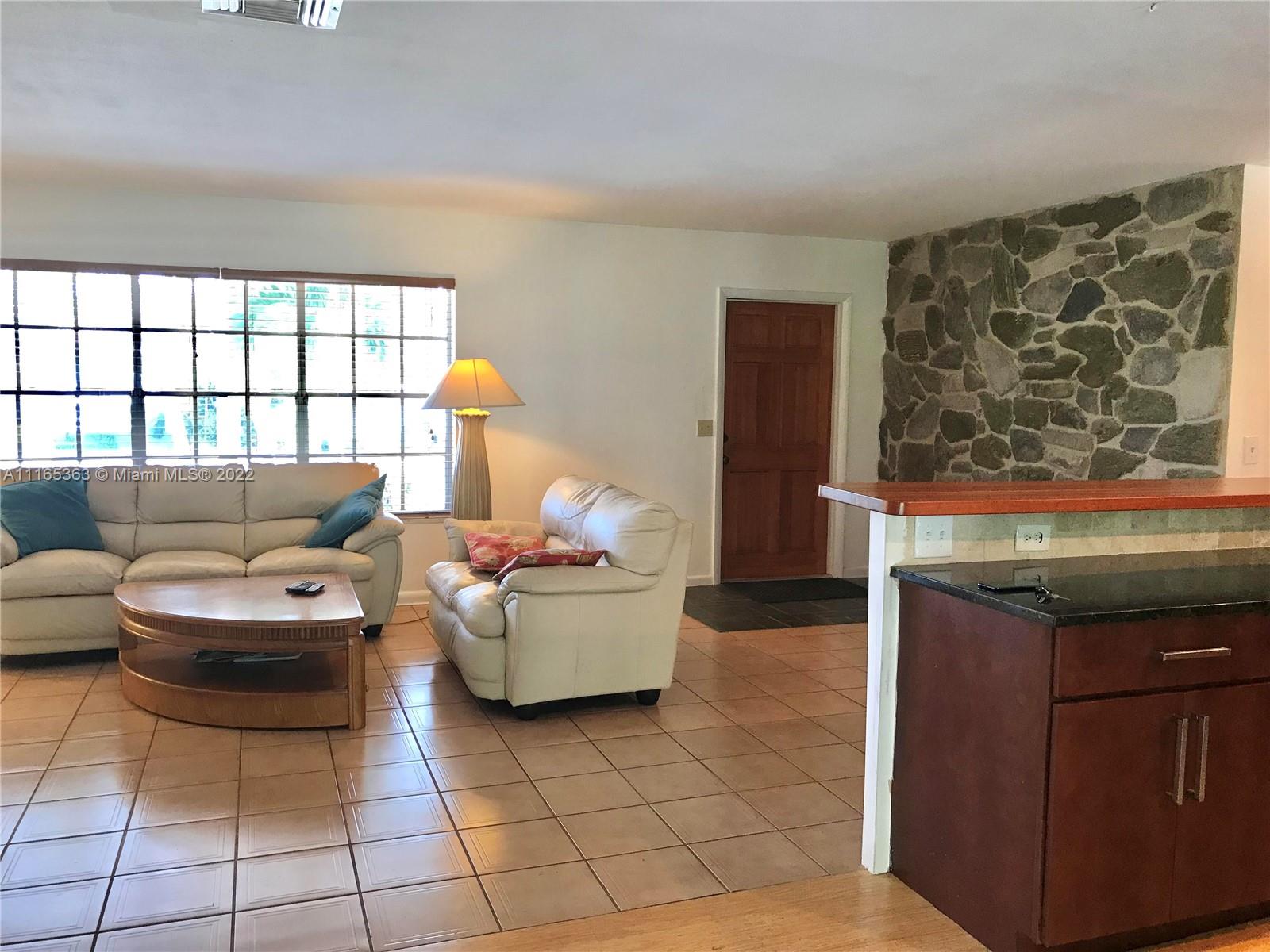 JUPITER IN THE PINES SEC - Residential