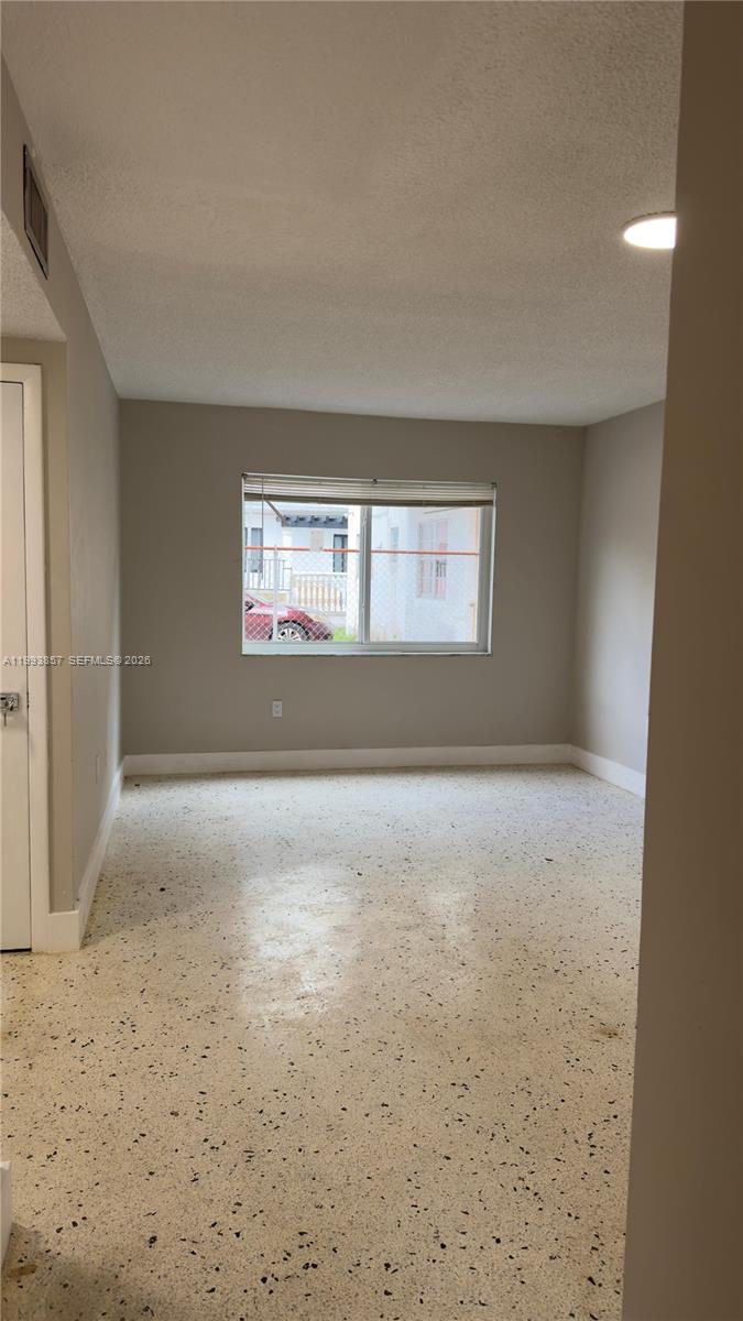 WINDSOR ESTATES CONDO NO - Residential Lease