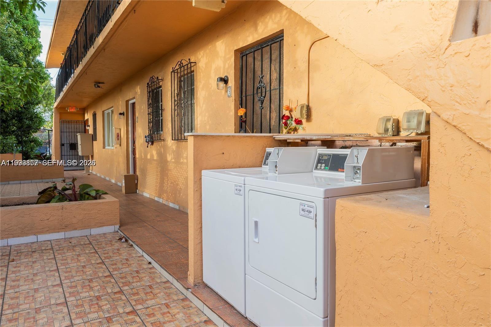 WINDSOR ESTATES CONDO NO - Residential Lease