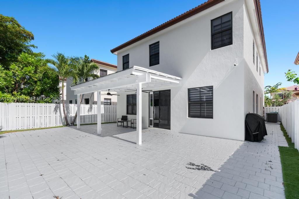 ISLES AT GRAND BAY - Residential