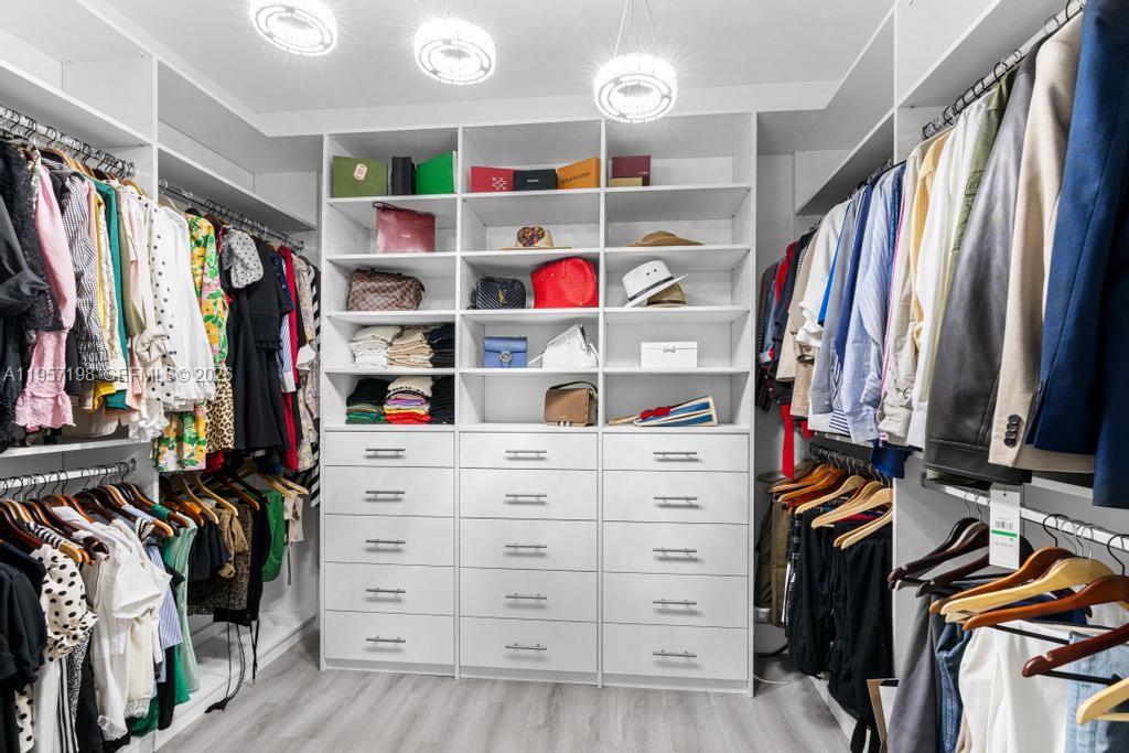 ISLES AT GRAND BAY - Residential