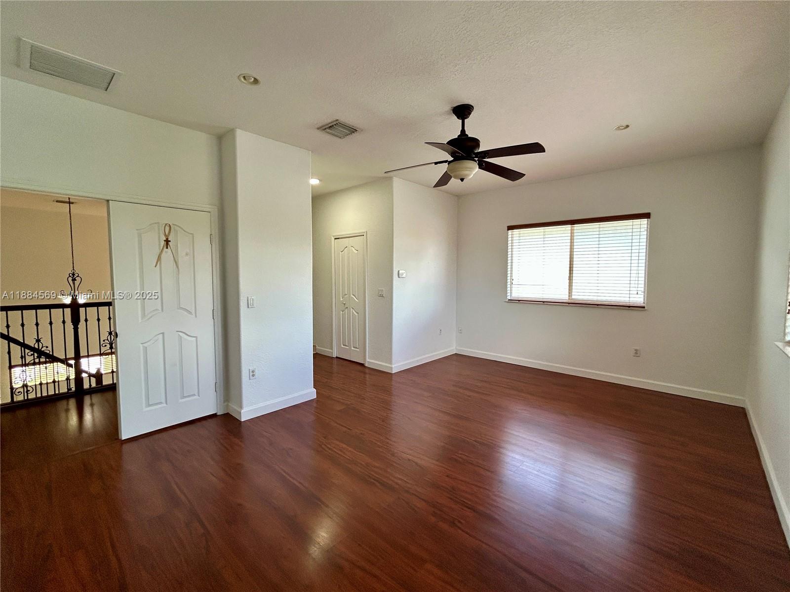 WOODLAND ESTATES SO - Residential