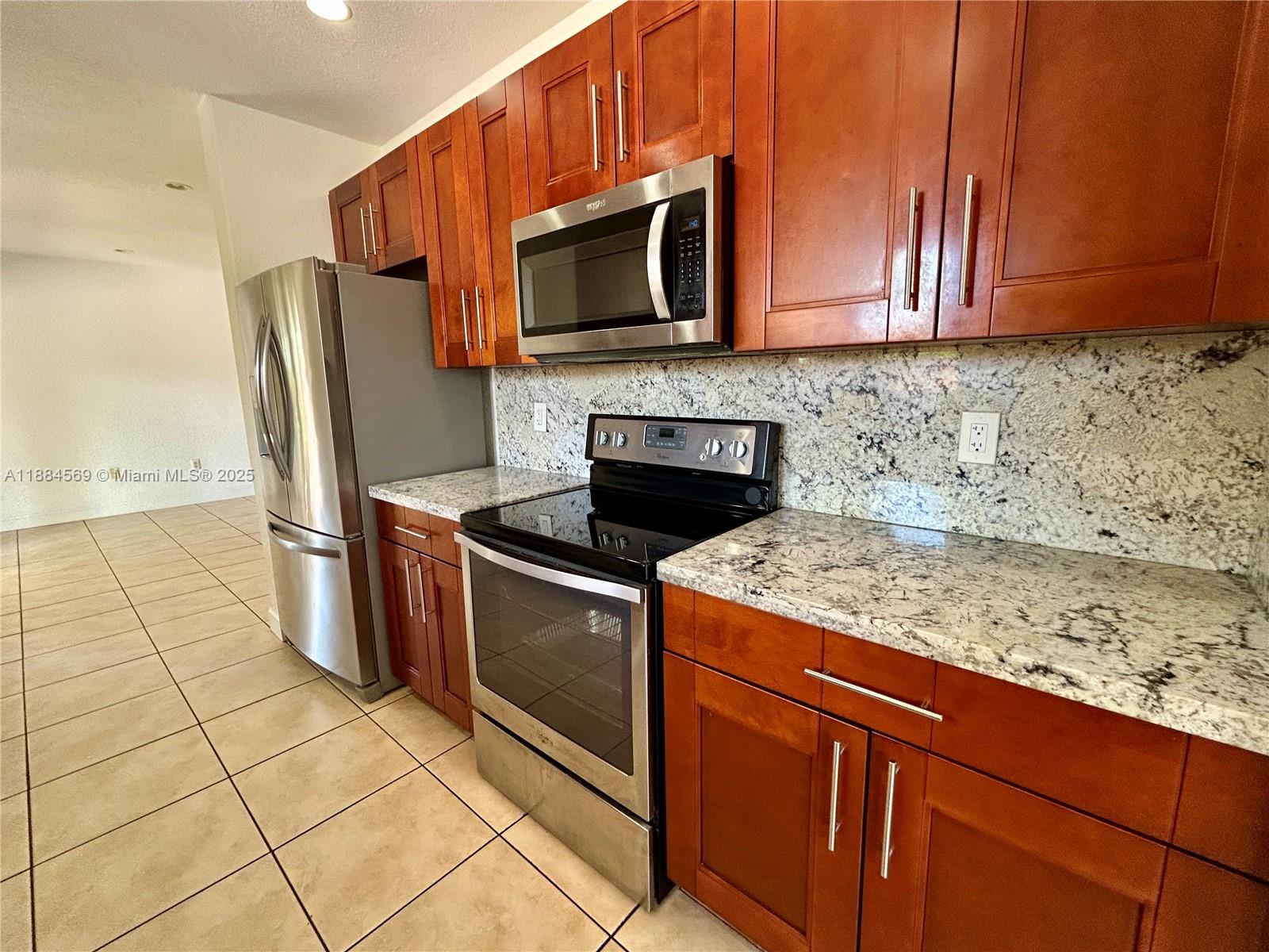 WOODLAND ESTATES SO - Residential