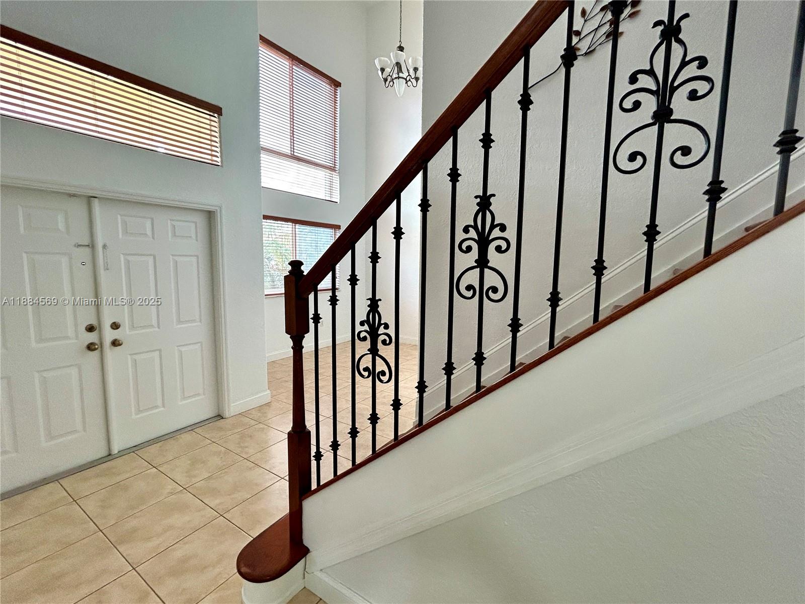 WOODLAND ESTATES SO - Residential
