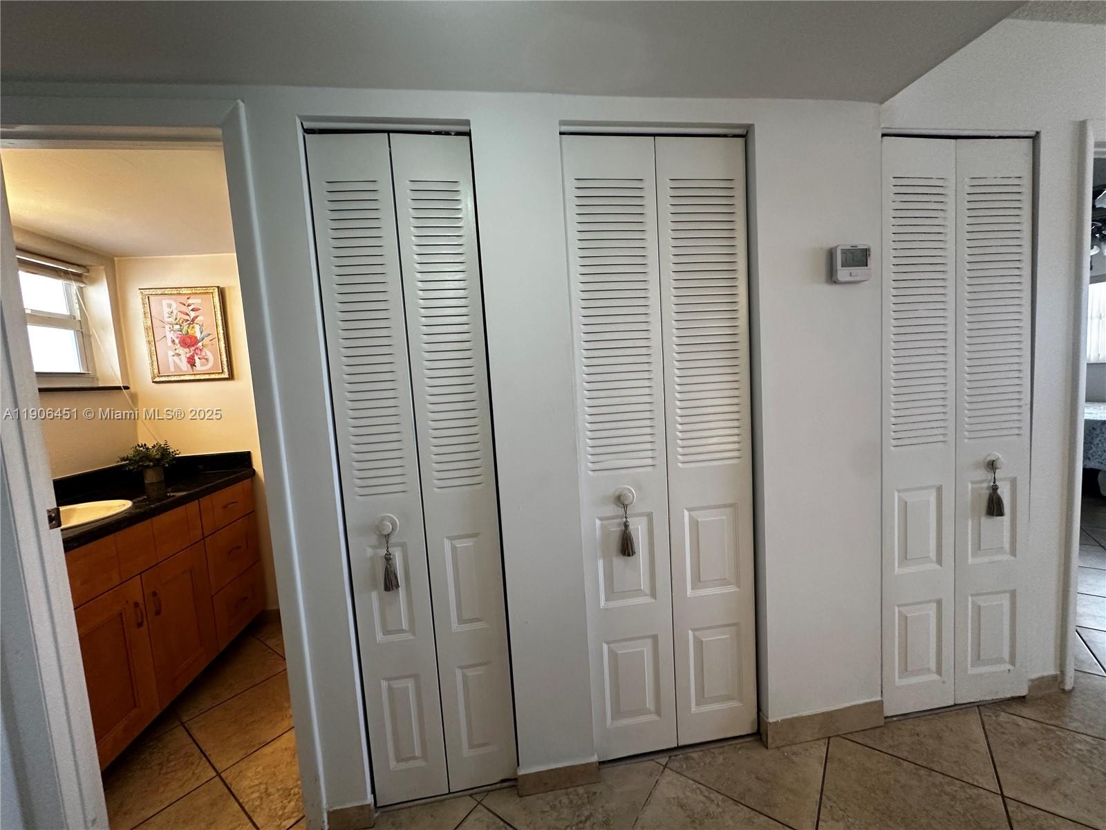 FOURTH GULFSTREAM GARDEN - Residential Lease