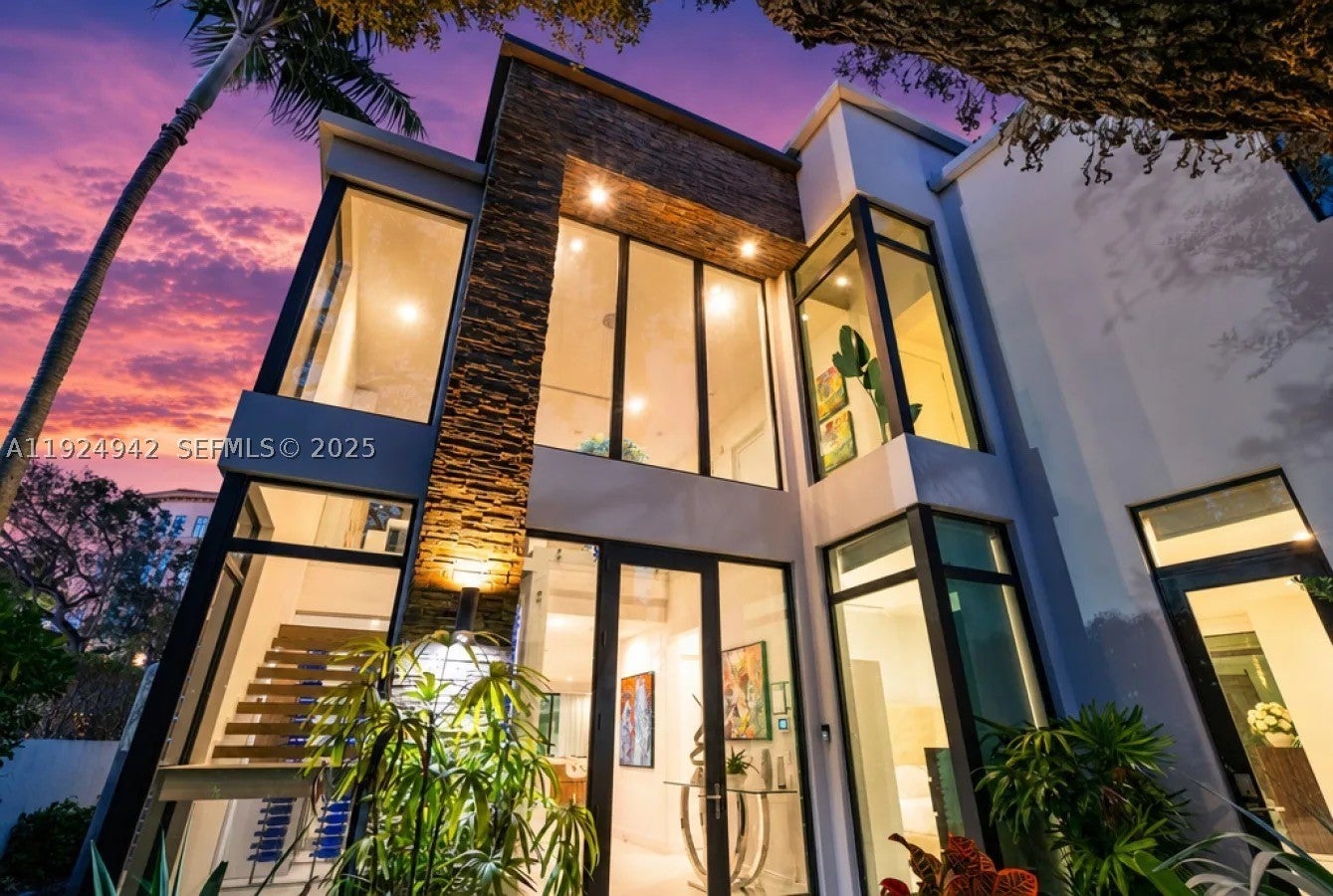 310 SE 11th Ave