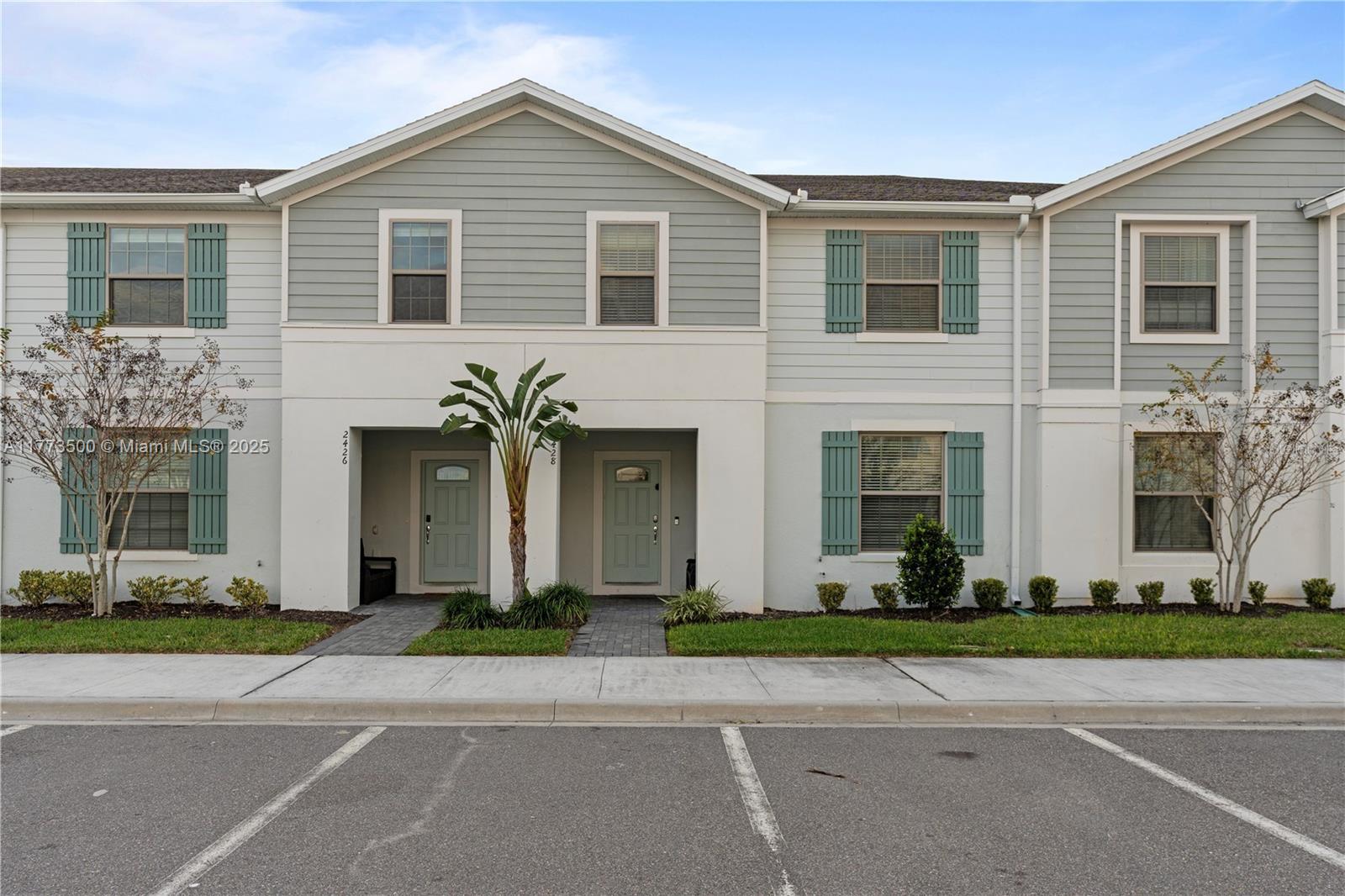 Property for Sale at 2428 Dubai Street, Kissimmee,  - Bedrooms: 5 
Bathrooms: 5  - $498,000