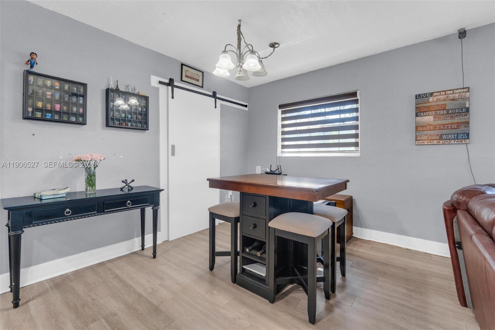 BONNIE BRIAR ESTATES - Residential