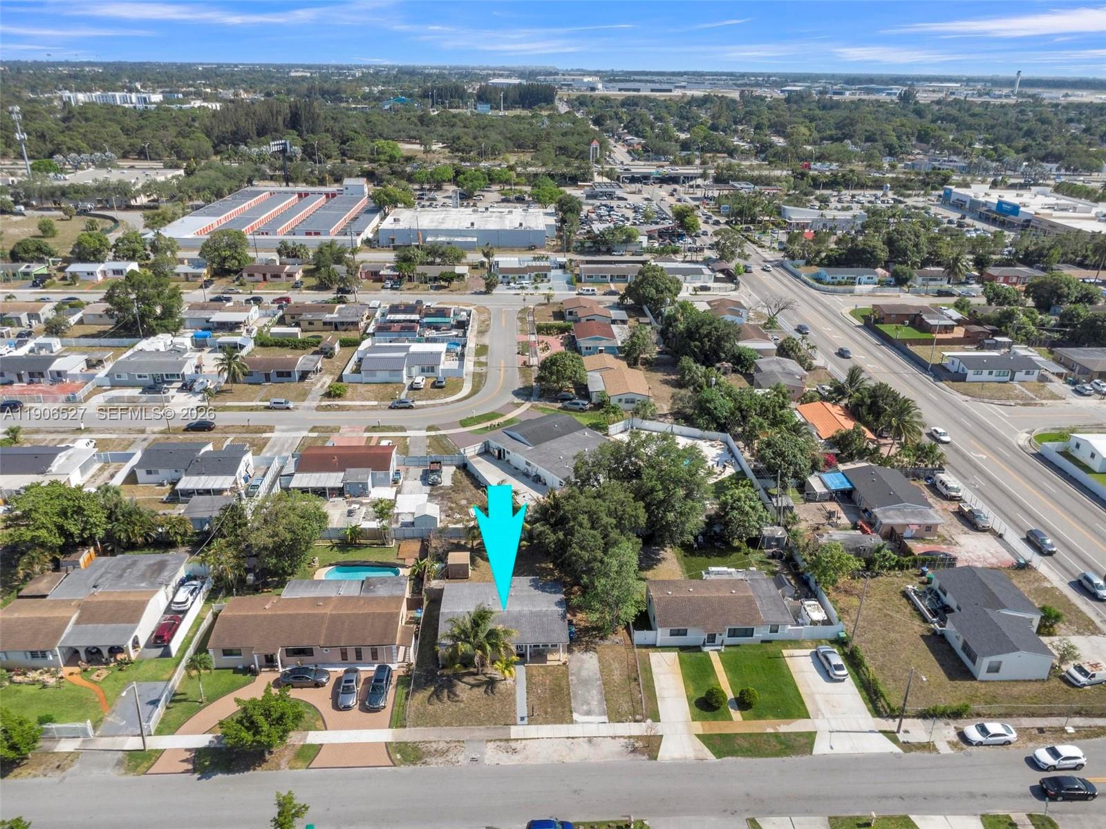 BONNIE BRIAR ESTATES - Residential