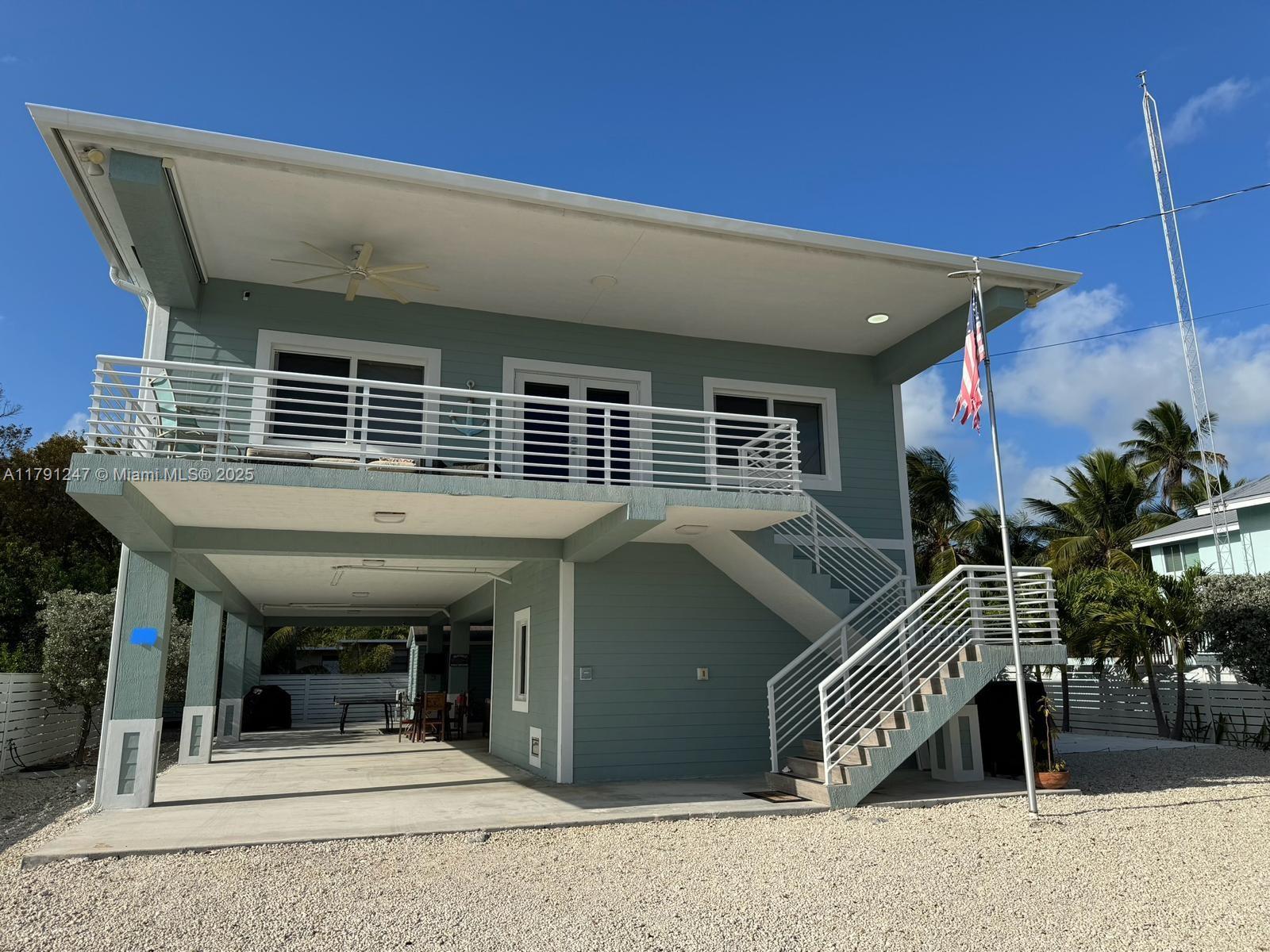 Property for Sale at 16 N Channel Dr, Key Largo, Monroe County, Florida - Bedrooms: 4 
Bathrooms: 3  - $1,200,000