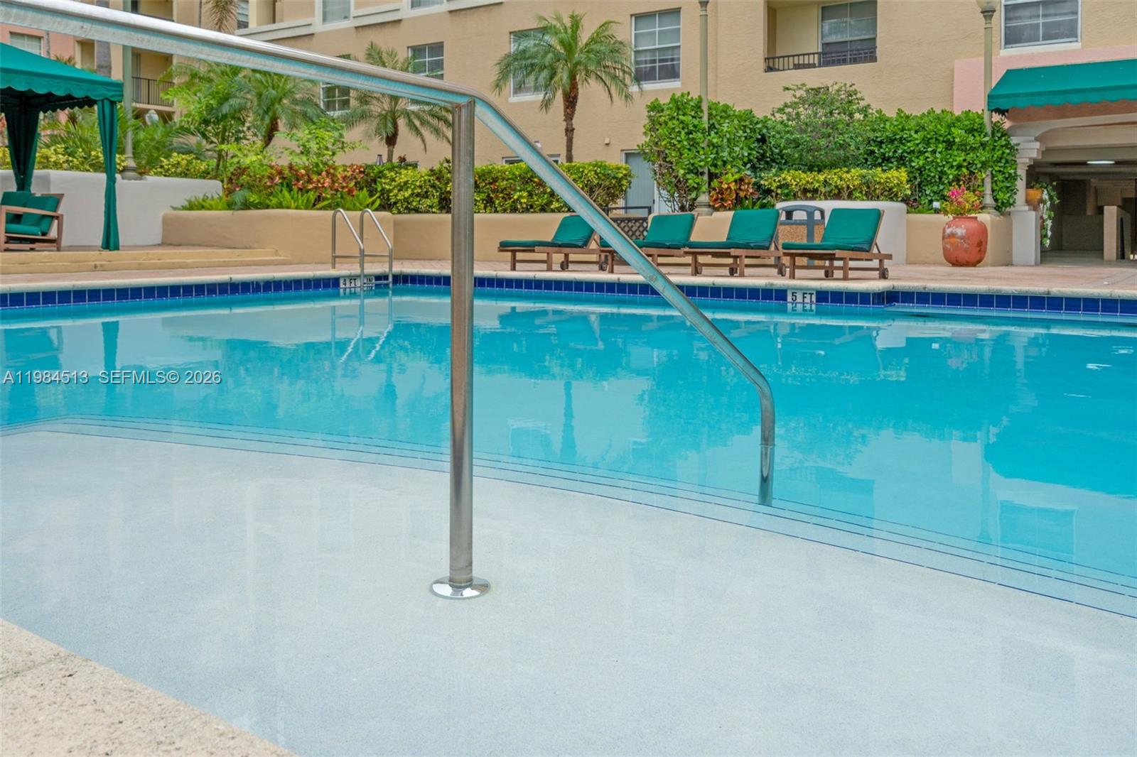 LAS OLAS BY THE RIVER CON - Residential