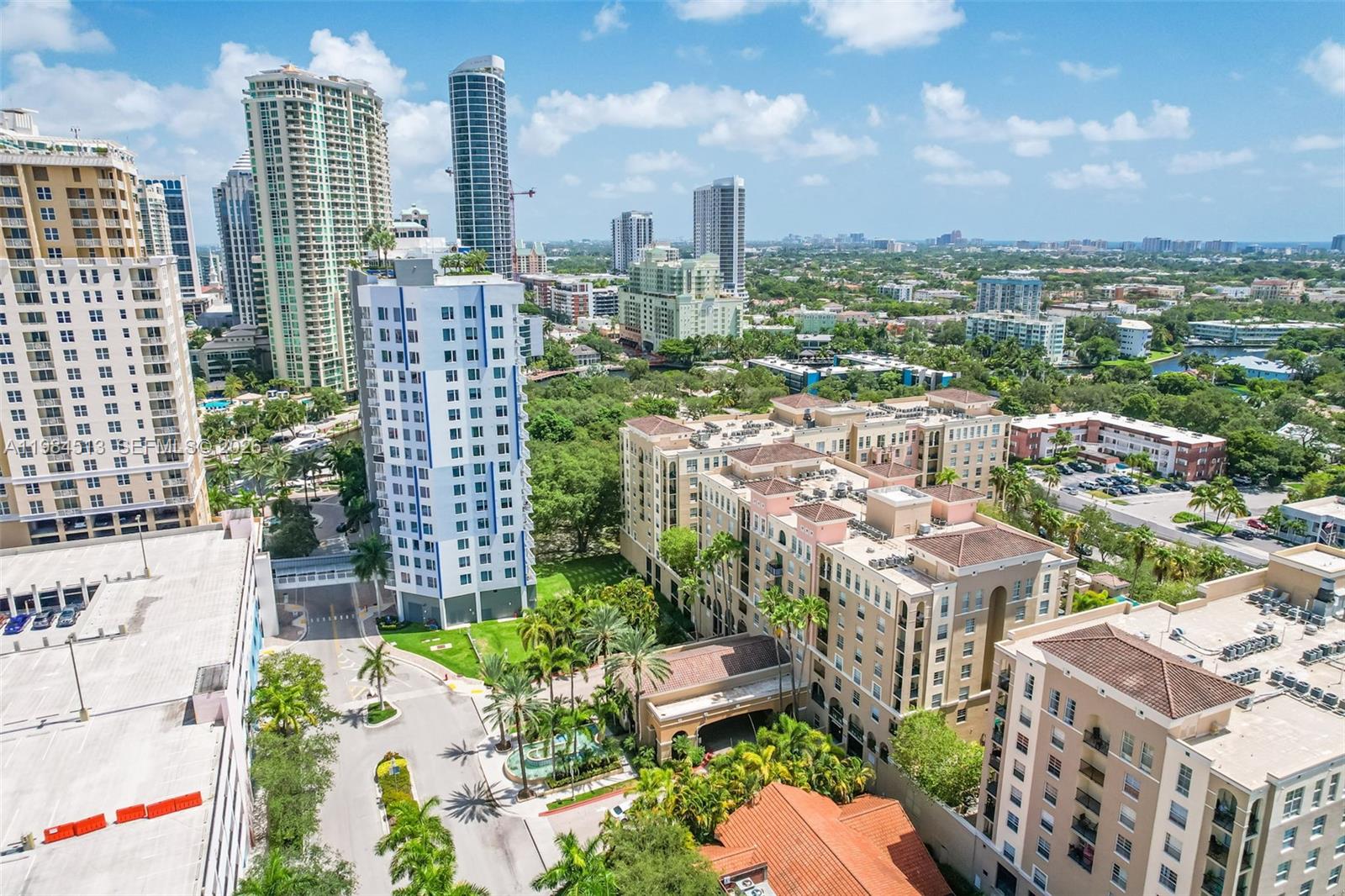 LAS OLAS BY THE RIVER CON - Residential