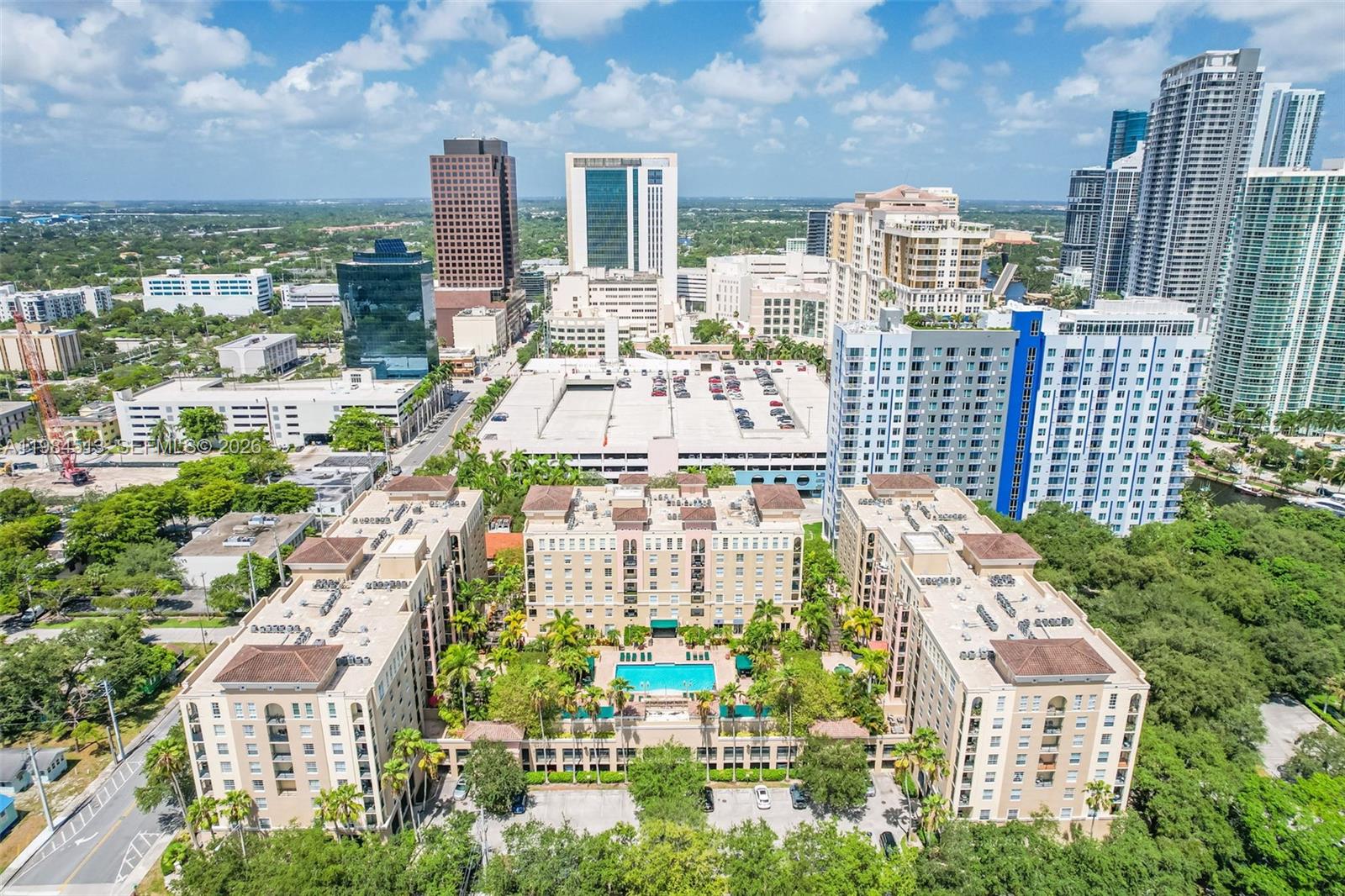LAS OLAS BY THE RIVER CON - Residential