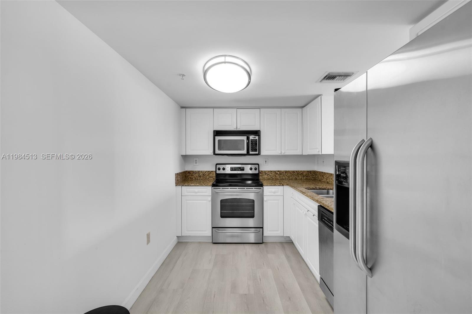 LAS OLAS BY THE RIVER CON - Residential