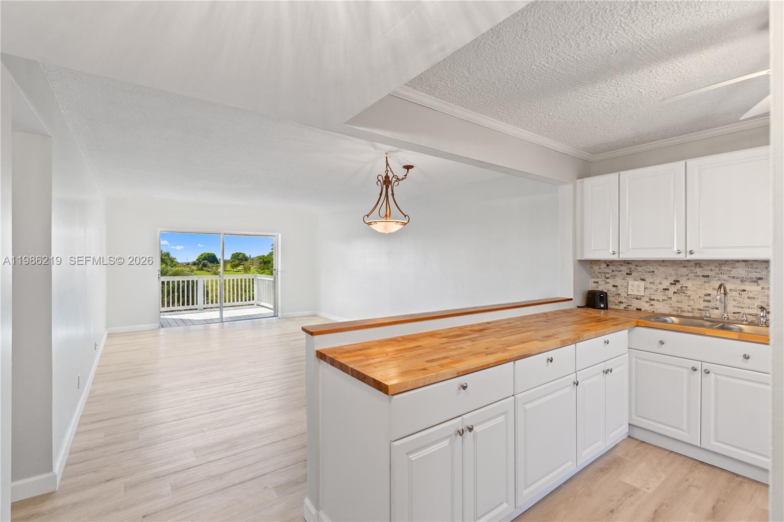 HILLCREST COUNTRY CLUB - Residential