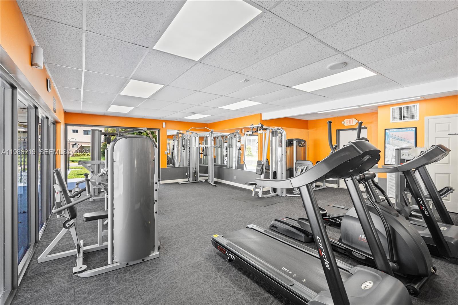 HILLCREST COUNTRY CLUB - Residential