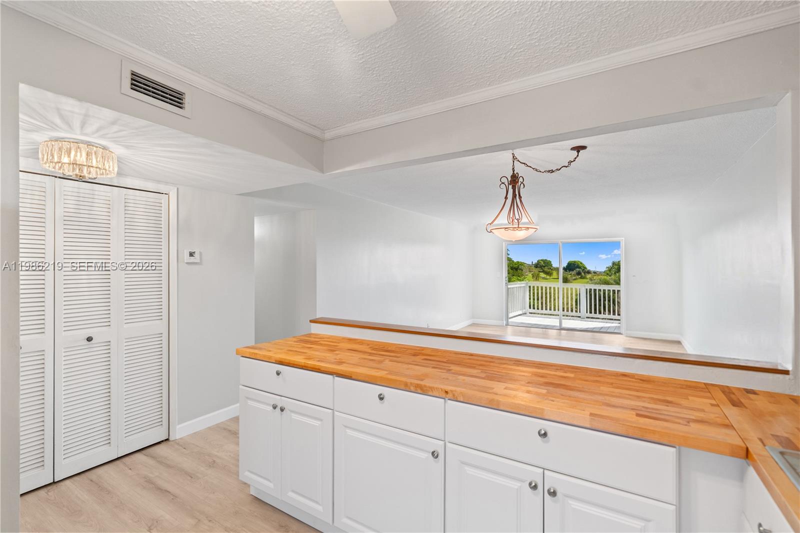 HILLCREST COUNTRY CLUB - Residential