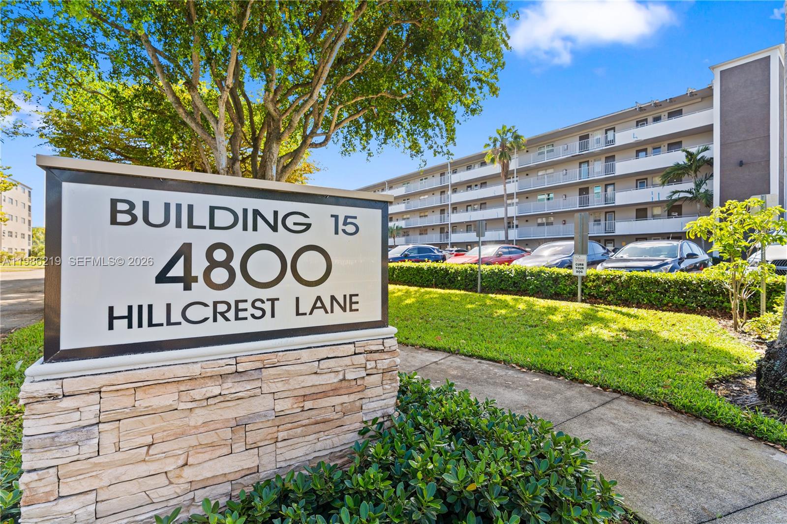 HILLCREST COUNTRY CLUB - Residential