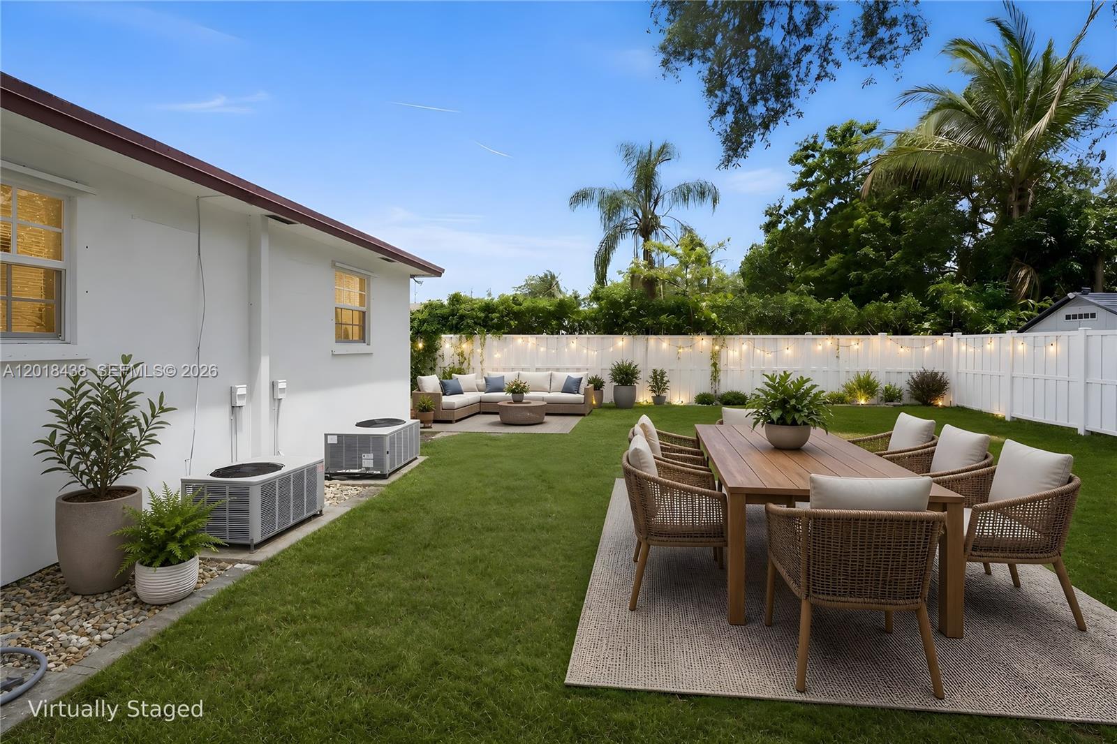 TOWN OF HALLANDALE B-13 - Residential