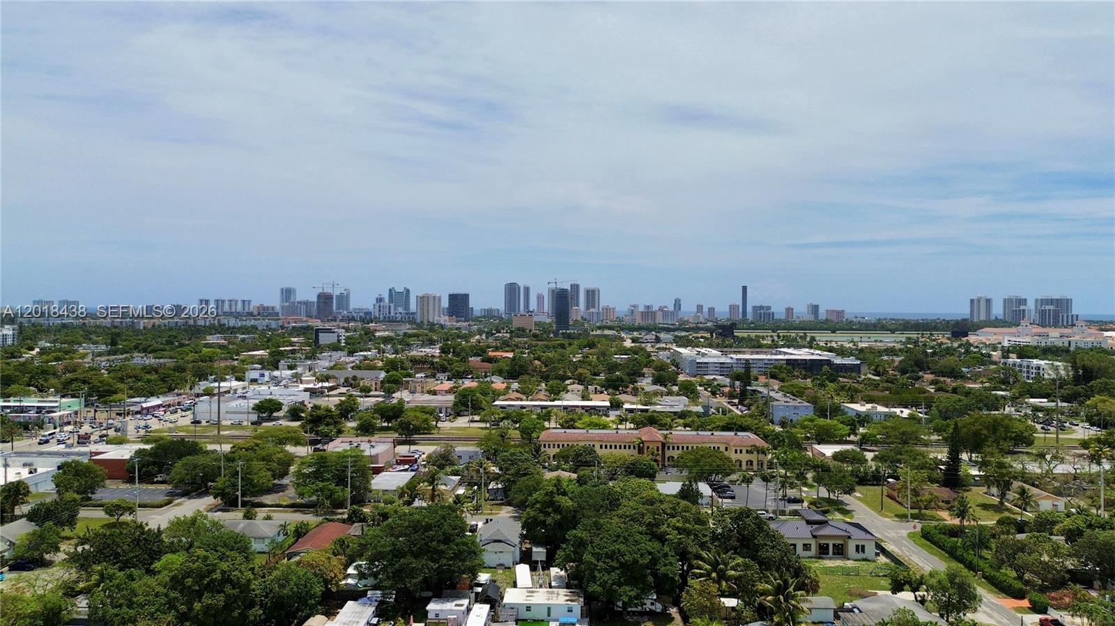 TOWN OF HALLANDALE B-13 - Residential