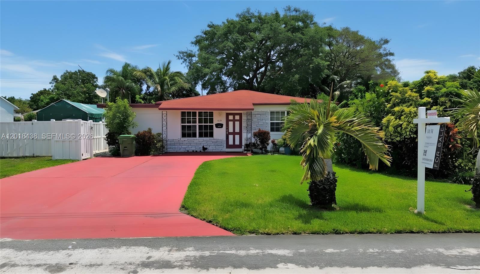 TOWN OF HALLANDALE B-13 - Residential