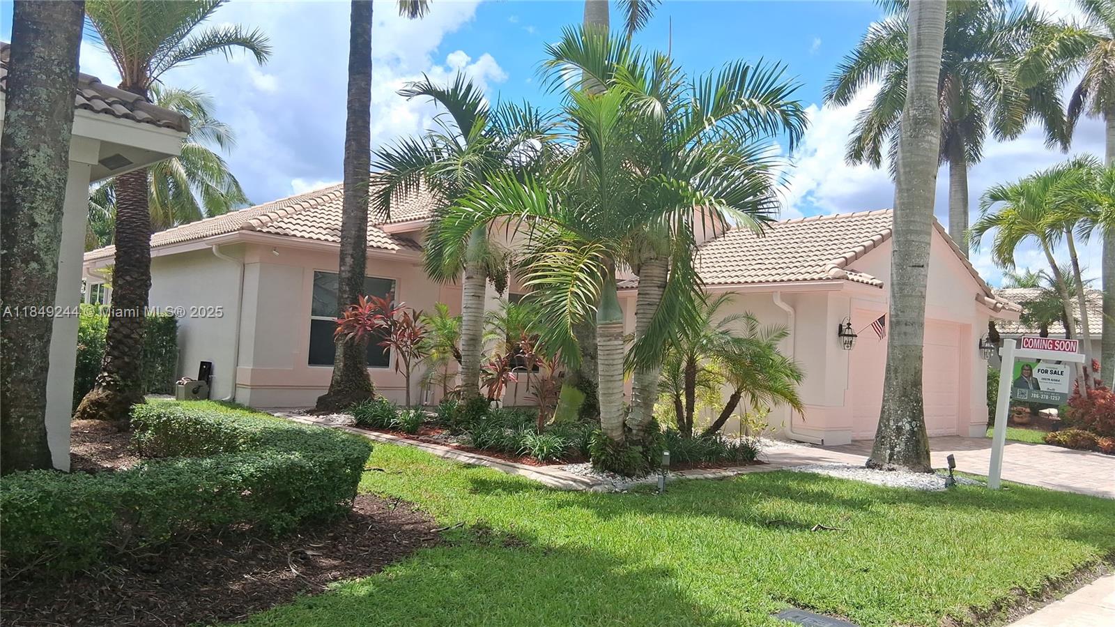 1946 Harbor View Cir