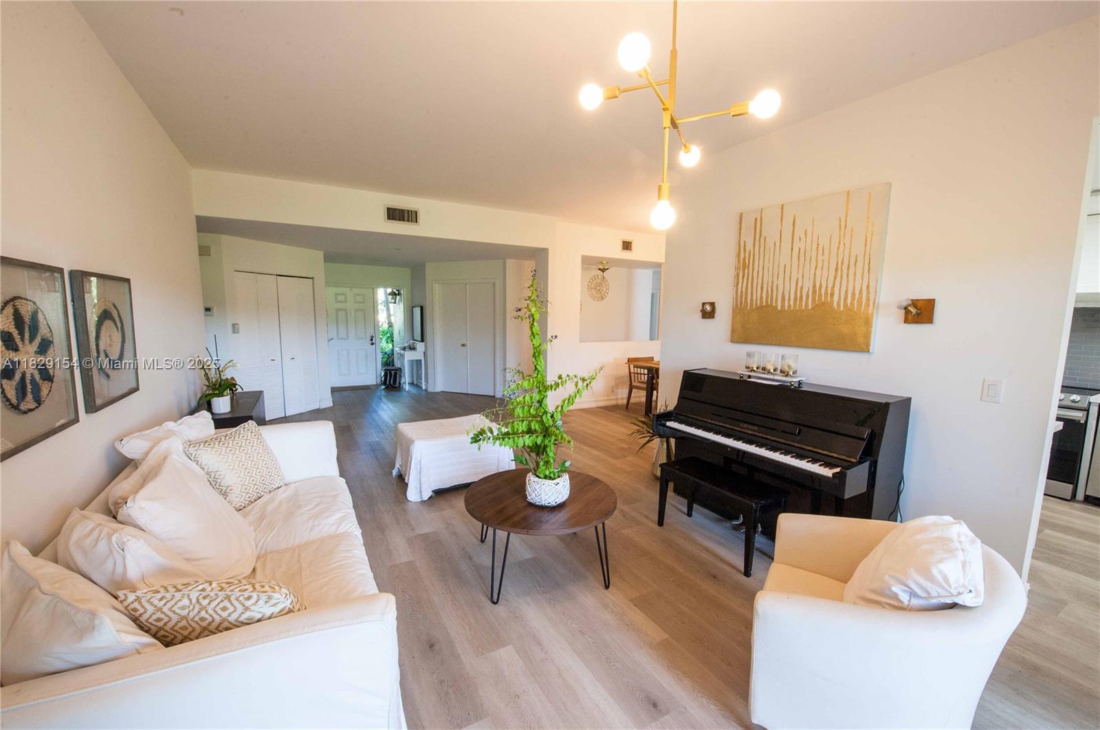 16301 Malibu Dr 79