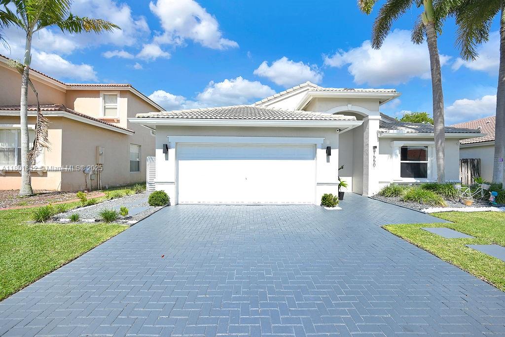 1550 SW 194th Ave