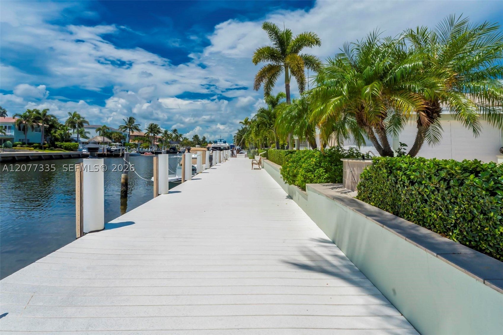 2820 NE 44th St, Lighthouse Point, FL, 33064/$5,980,000 2 2820 NE 44th St