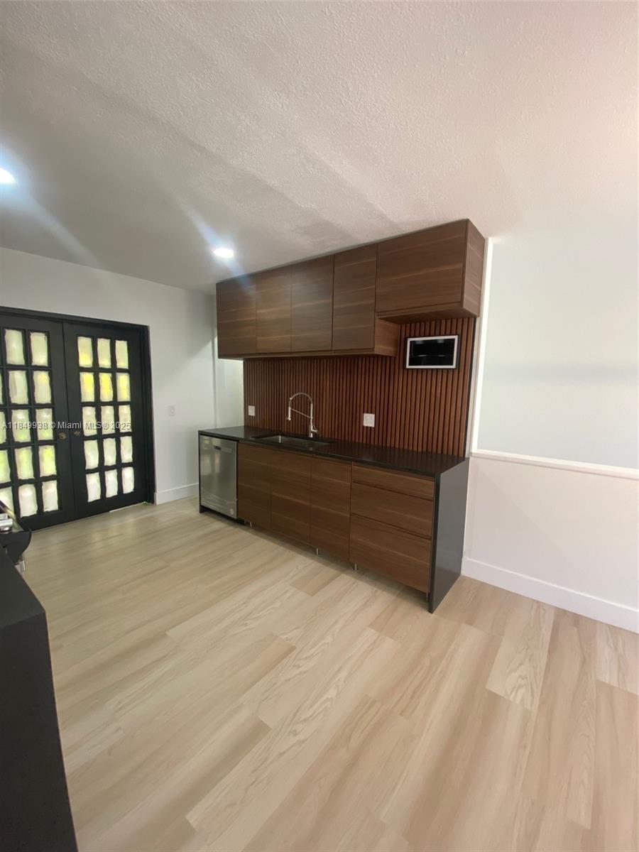 WIMBLEDON AT JACARANDA CO - Residential